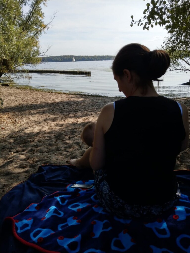 Baby Urlaub am Strand ohne Auto