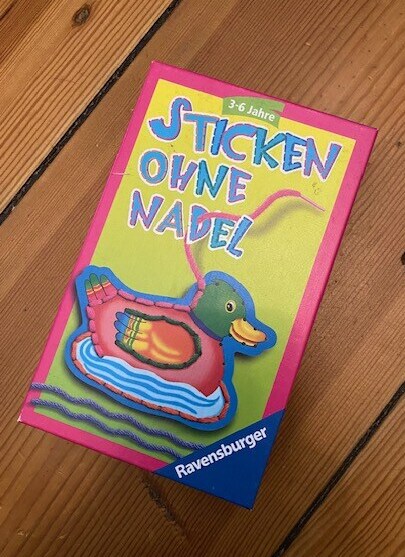 Spiele für 2 Jahre alte Kinder beim Fligen